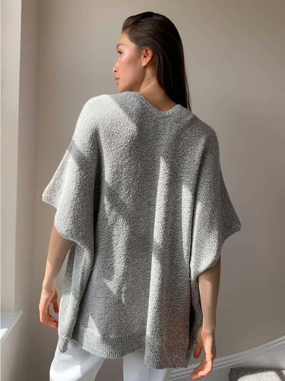 Aritzia Community Ionic Cape Natural Grey Oversized Knitted Cardigan Size XXS - Picture 4 of 11